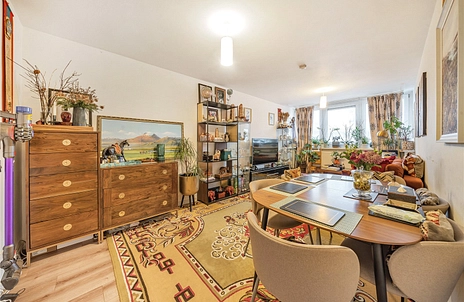 3 bedroom apartment for sale - Neville Gill Close, London, SW18