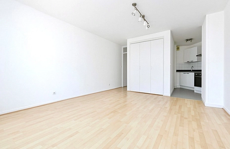 apartment for sale - Battersea Church Road, London, SW11