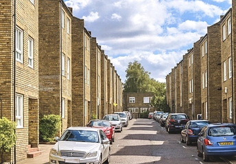 4 bedroom townhouse for sale - Rochelle Close, London, SW11 - Property View 1