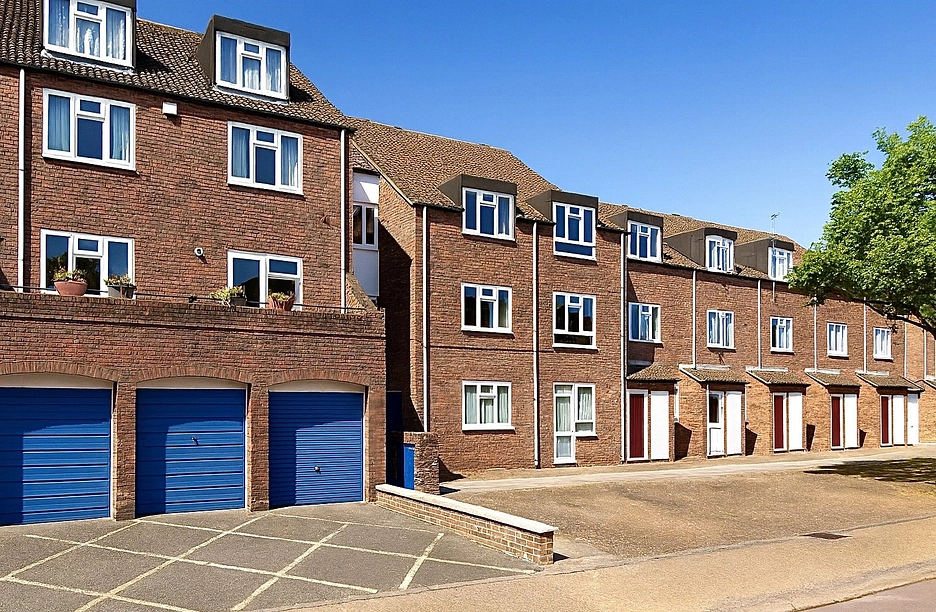 3 bedroom apartment for sale - Wolftencroft Close, London, SW11 - Property View 1