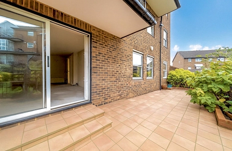 3 bedroom apartment for sale - Paveley Drive, Morgans Walk, Battersea., SW11 - Property View 3