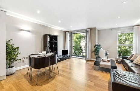 2 bedroom apartment for sale - Battersea Square, London, SW11 - Property View 2