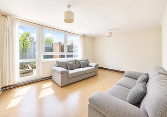 3 bedroom maisonette for sale - Bowstead Court, Parkham Street, London, SW11 - Property View 1