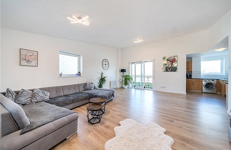 2 bedroom apartment for sale - Inverness Mews, London, E16 - Property View 3