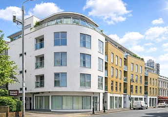 2 bedroom apartment for sale - Battersea Square, Battersea, London, SW11 - Property View 1