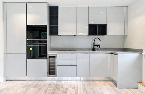 3 bedroom apartment for sale - Lordship Lane, London, SE22 - Property View 2