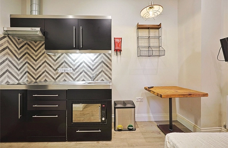 studio to rent - Station Terrace, 41A Bramley Road, London, W10