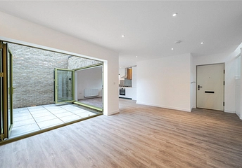 2 bedroom house for sale - Brook Mews, London, N13 - Property View 1