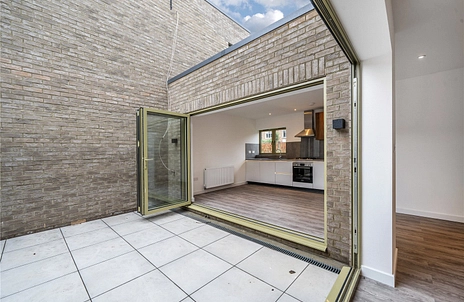 2 bedroom house for sale - Brook Mews, London, N13 - Property View 3