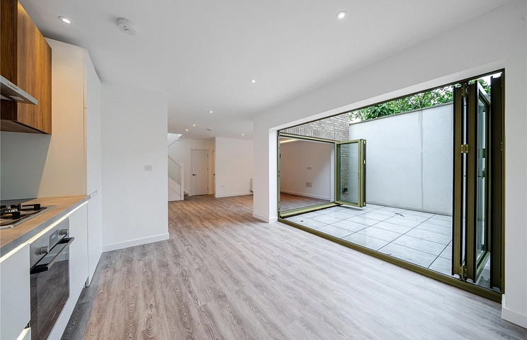 2 bedroom house for sale - Brook Mews, London, N13