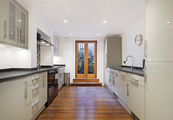 3 bedroom apartment for sale - St. Peter's Street, London, N1