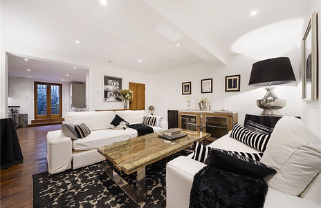 3 bedroom apartment for sale - St. Peter's Street, London, N1