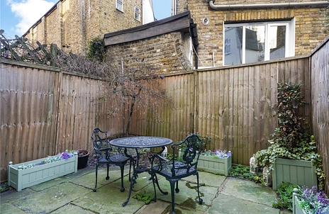 3 bedroom apartment for sale - St. Peter's Street, London, N1