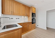 3 bedroom apartment for sale - Finchley Road, London, NW3 - Property View 3