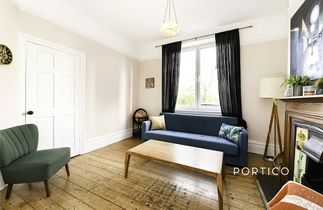 3 bedroom house to rent - Woodford Road, London, E7 - Property View 2