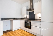2 bedroom apartment to rent - Ilford Hill, Ilford, IG1 - Property View 3