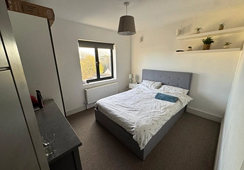 property to rent - Trinity Road, London, SW17 - Property View 1