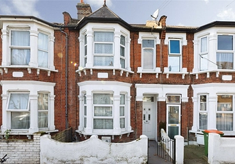 3 bedroom house to rent - Loxford Avenue, London, E6 - Property View 1