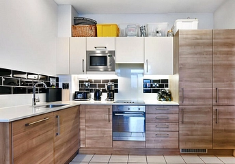 2 bedroom apartment to rent - Wandsworth Road, London, SW8 - Property View 1