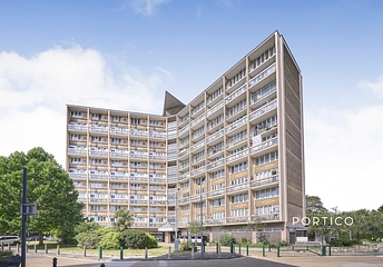 4 bedroom apartment to rent - Clem Attlee Court, London, SW6 - Property View 1