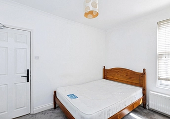 1 bedroom property to rent - Durham Road, London, E16 - Property View 1