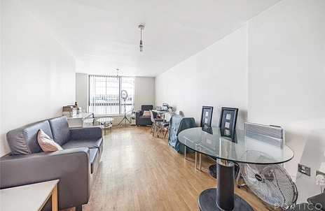 1 bedroom apartment for sale - The Lock Building, Stratford, London, E15