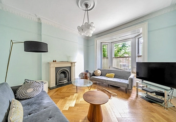 1 bedroom apartment for sale - High Road, Buckhurst Hill, Redbridge, IG9 - Property View 1