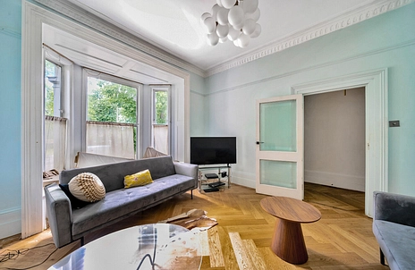 1 bedroom apartment for sale - High Road, Buckhurst Hill, Redbridge, IG9