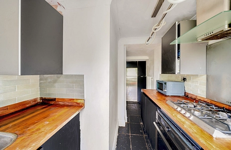 1 bedroom apartment for sale - High Road, Buckhurst Hill, Redbridge, IG9