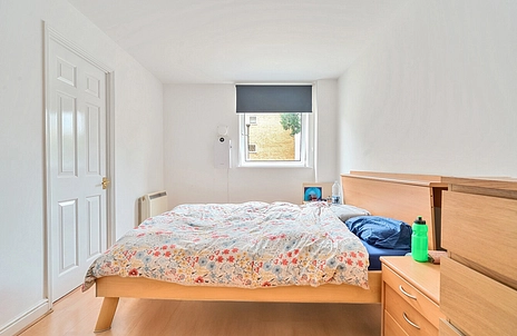 1 bedroom apartment for sale - Fishguard Way, London, E16