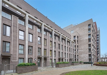 3 bedroom apartment for sale - Shipbuilding Way, London, E13