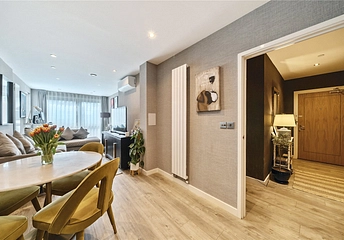 1 bedroom apartment for sale - Centric Close, London, NW1