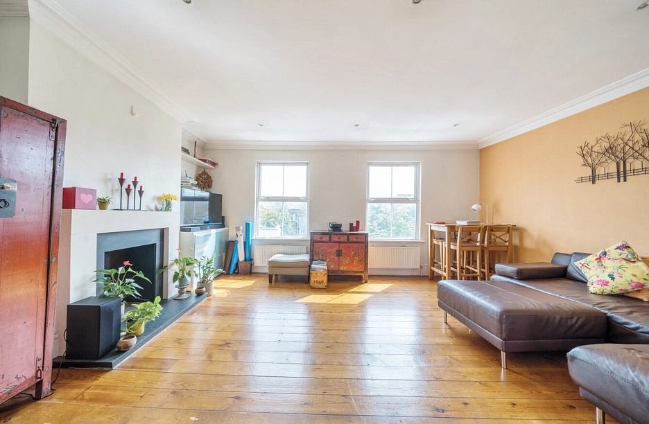 3 bedroom apartment for sale - Wendell Road, London, W12