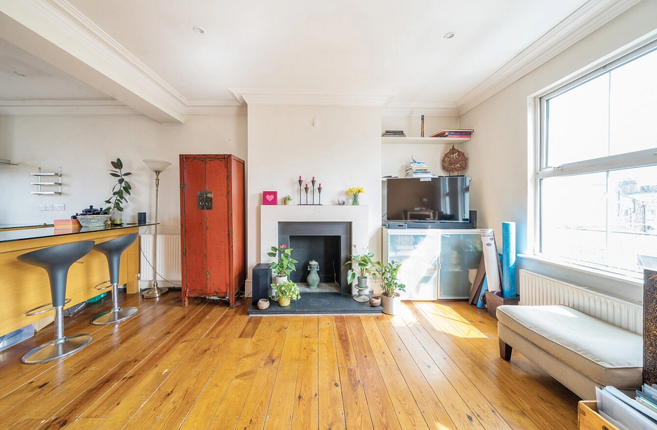 3 bedroom apartment for sale - Wendell Road, London, W12 - Property View 1