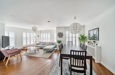 2 bedroom apartment for sale - Portsmouth Mews, London, E16 - Property View 2