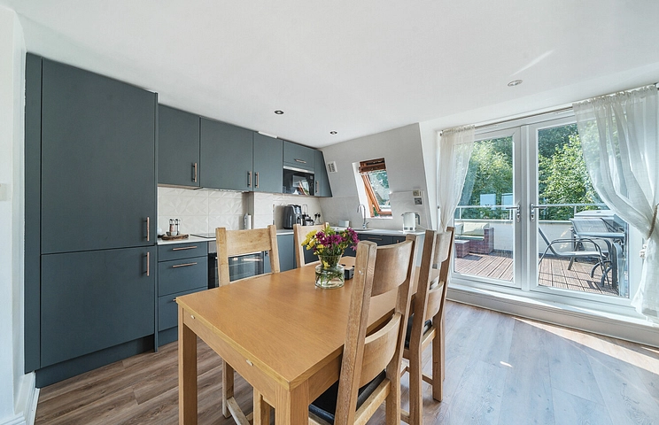 2 bedroom apartment for sale - Westville Road, London, W12
