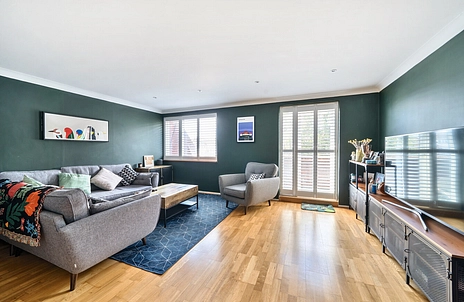 3 bedroom maisonette for sale - Tamar Square, Woodford Green, IG8