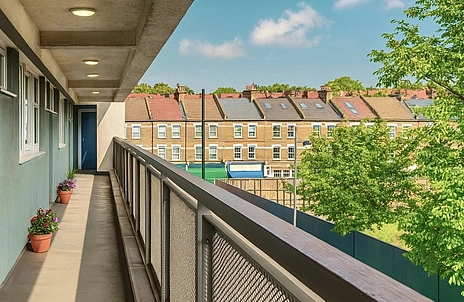 3 bedroom duplex for sale - Culvert Road, London, SW11 - Property View 3