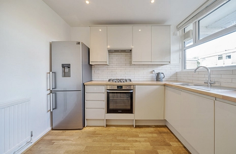 3 bedroom duplex for sale - Bolingbroke Walk, London, SW11 - Property View 3