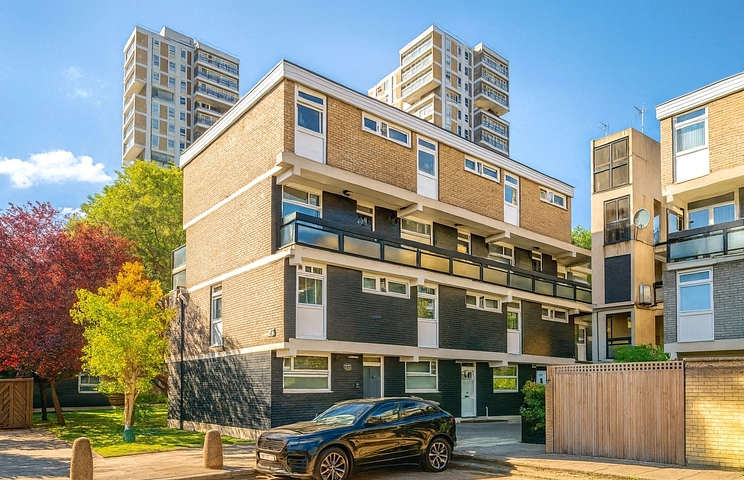 3 bedroom duplex for sale - Bolingbroke Walk, London, SW11