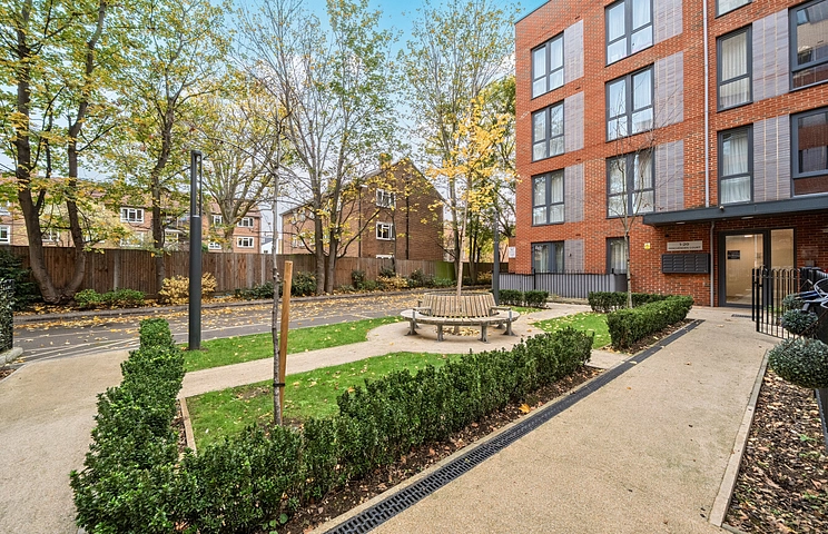 1 bedroom apartment for sale - Colonnade Gardens, London, W3 - Property View 1