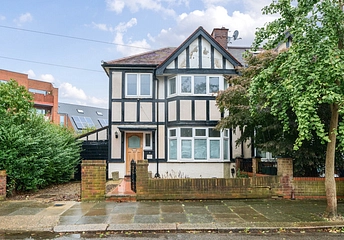 3 bedroom house for sale - Kathleen Avenue, London, W3 - Property View 1