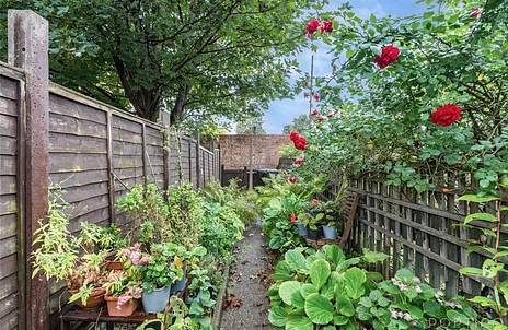 2 bedroom apartment for sale - Radbourne Road, London, SW12