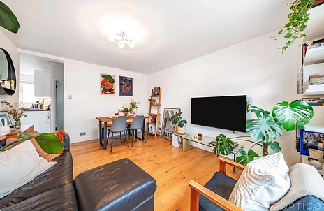 2 bedroom apartment for sale - Battersea High Street, London, SW11