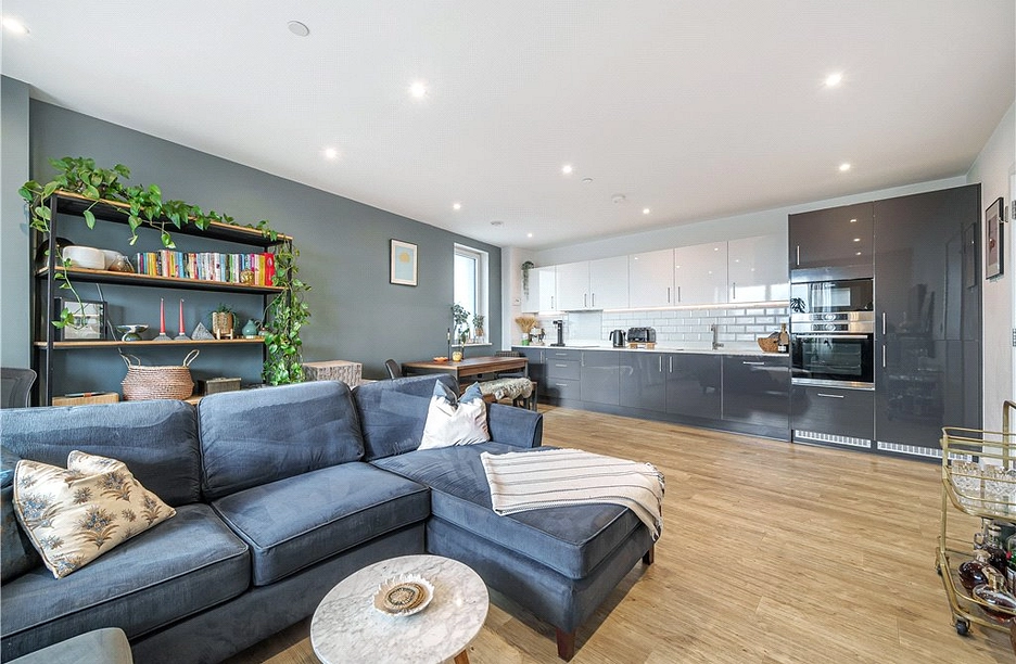 2 bedroom apartment for sale - Beck Square, Leyton, London, E10 - Property View 1