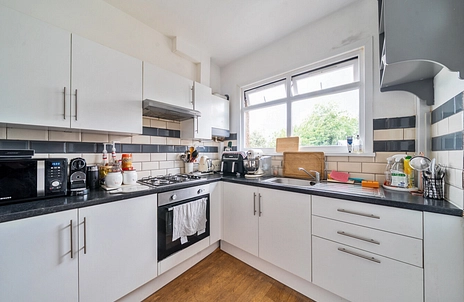 3 bedroom house for sale - Benton Road, Ilford, IG1