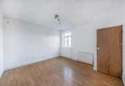 1 bedroom apartment for sale - Cottenham Road, London, E17 - Property View 2