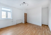1 bedroom apartment for sale - Cottenham Road, London, E17 - Property View 4