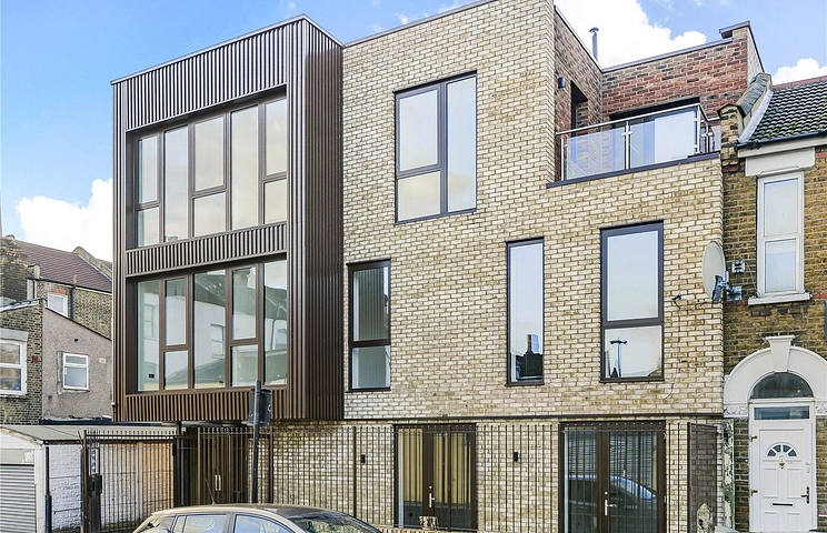 2 bedroom apartment for sale - Michigan Avenue, London, E12