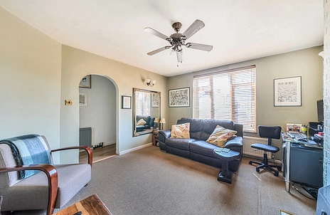 2 bedroom house for sale - Amidas Gardens, Dagenham, RM8